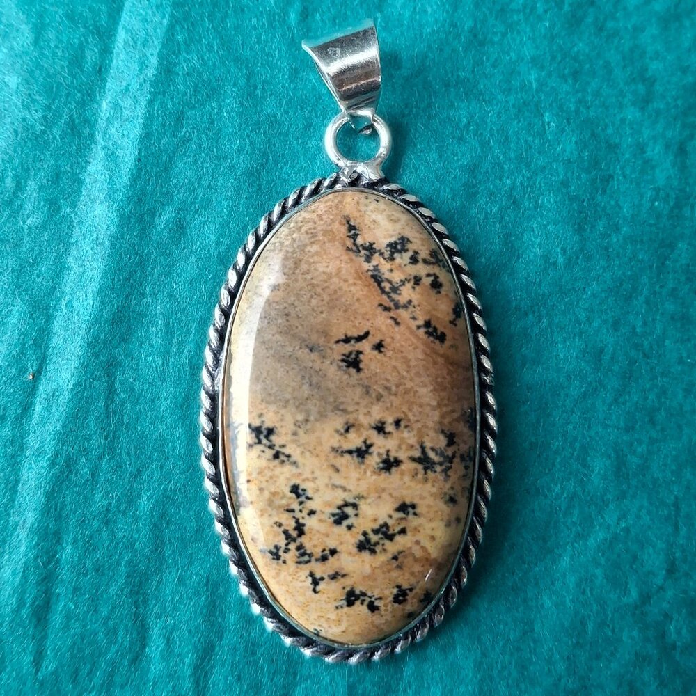 2/30$ NWOT Gorgeous picture jasper pendant 925 silver oval pendant